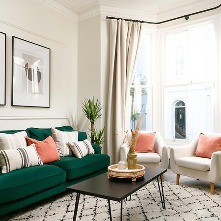 New Luxury For 2024 - Central Plymouth House - Sleeps 10 - Access To Plymouth Town - Close To The Barbican - Pets Welcome - Parking Available - By Luxe Living By Sophia Exterior foto